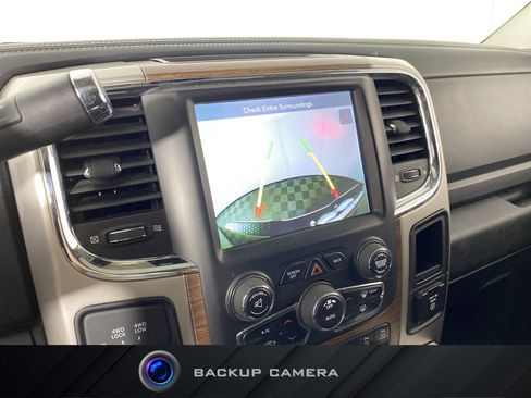Used 2017 RAM 2500 Laramie w/ Convenience Group AWD/4WD image 5