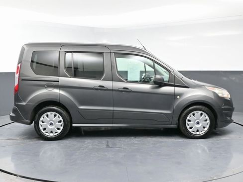 Used 2016 Ford Transit Connect XLT image 8