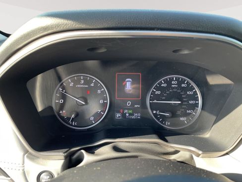 Used 2022 Subaru Outback Limited AWD/4WD image 2