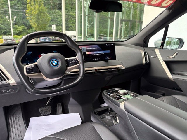 Certified 2024 BMW iX xDrive50 w/ Sport Package AWD/4WD image 12