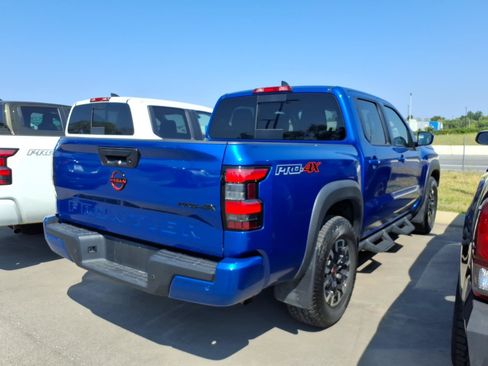 Used 2024 Nissan Frontier PRO-4X w/ Technology Package AWD/4WD image 2