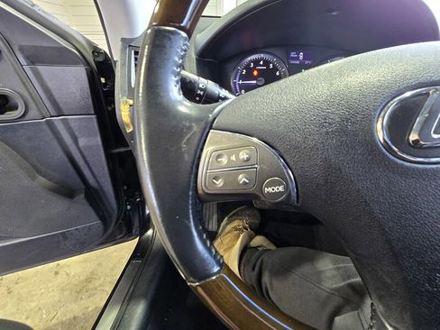 Used 2011 Lexus ES 350 image 14