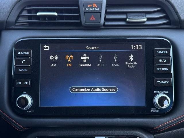 New 2025 Nissan Versa SR w/ Trunk Package FWD image 28