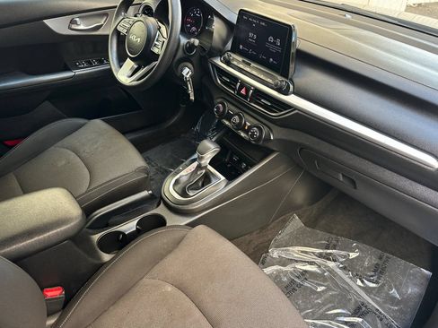 Used 2023 Kia Forte LXS FWD image 16