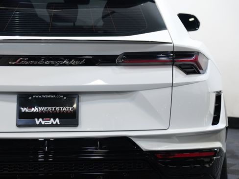 Used 2024 Lamborghini Urus S AWD/4WD image 18