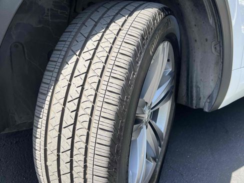 Used 2019 Volkswagen Atlas SE w/ Towing Package image 13