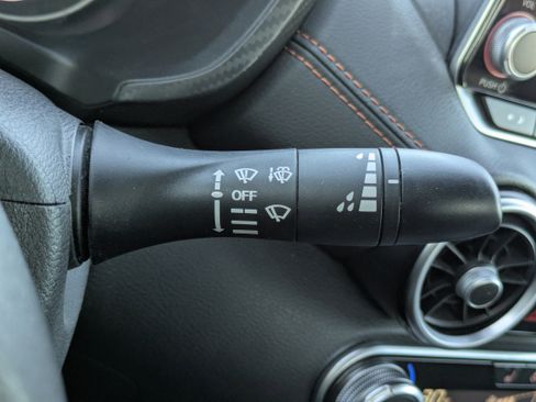 Used 2023 Nissan Sentra SR w/ SR Premium Package image 19