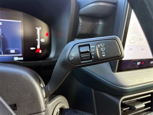 Used 2025 Ford Maverick XL image 27