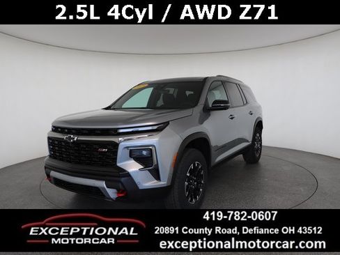 Used 2025 Chevrolet Traverse Z71 w/ Enhanced Driving Package image 1