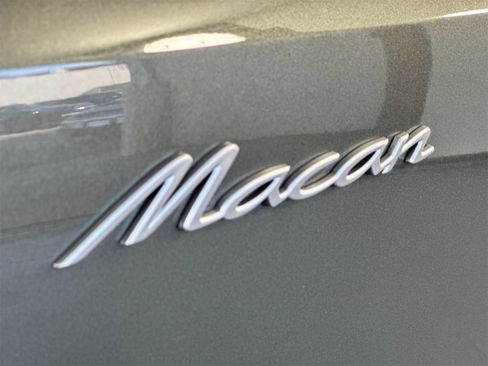 New 2025 Porsche Macan Electric image 34