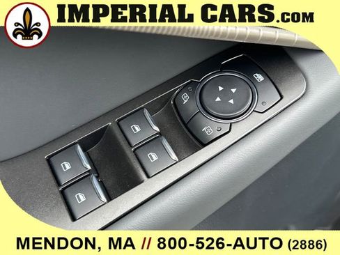 New 2026 Ford Explorer Active image 22