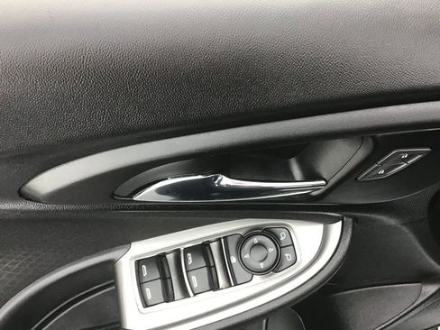 Used 2023 Chevrolet Malibu LT FWD image 10