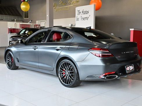 Used 2022 Genesis G70 3.3T Launch Edition image 7