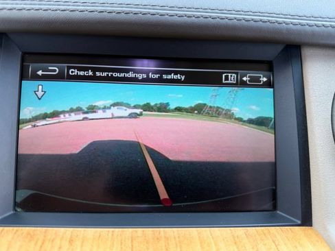 Used 2014 Land Rover LR4 HSE LUX AWD/4WD image 26