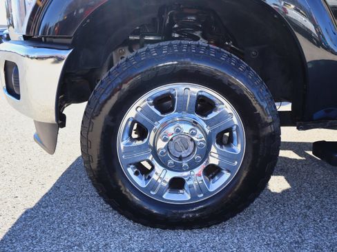 Used 2014 Ford F350 Lariat w/ Lariat Ultimate Package image 34