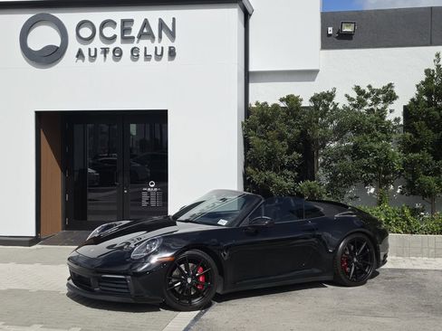 Used 2023 Porsche 911 Carrera S w/ Sport Package RWD image 1