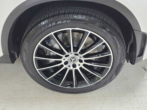 Used 2022 Mercedes-Benz GLC 300 4MATIC image 9