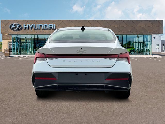 New 2025 Hyundai Elantra SEL FWD image 6