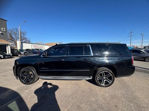 Used 2015 GMC Yukon XL SLT w/ Open Road Package AWD/4WD image 5