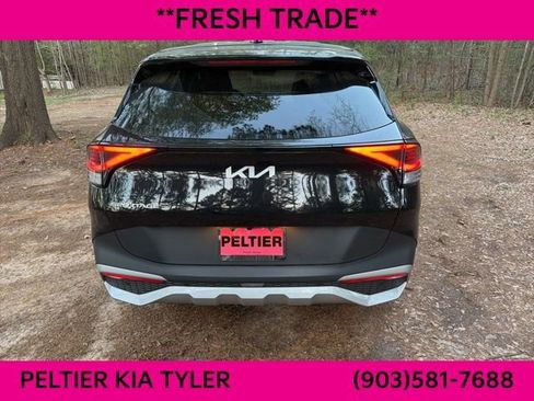 Certified 2024 Kia Sportage EX image 11