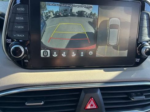 Used 2020 Hyundai Santa Fe Limited image 11