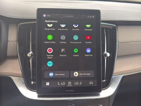 New 2025 Volvo XC90 B5 Core w/ Protection Package image 24