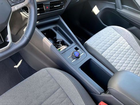 Certified 2025 Volkswagen Tiguan S AWD/4WD image 17
