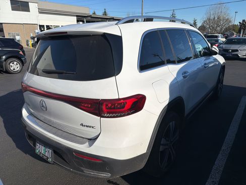 Used 2023 Mercedes-Benz EQB 350 4MATIC SUV image 4