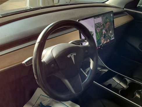 Used 2018 Tesla Model 3 Long Range AWD/4WD image 7