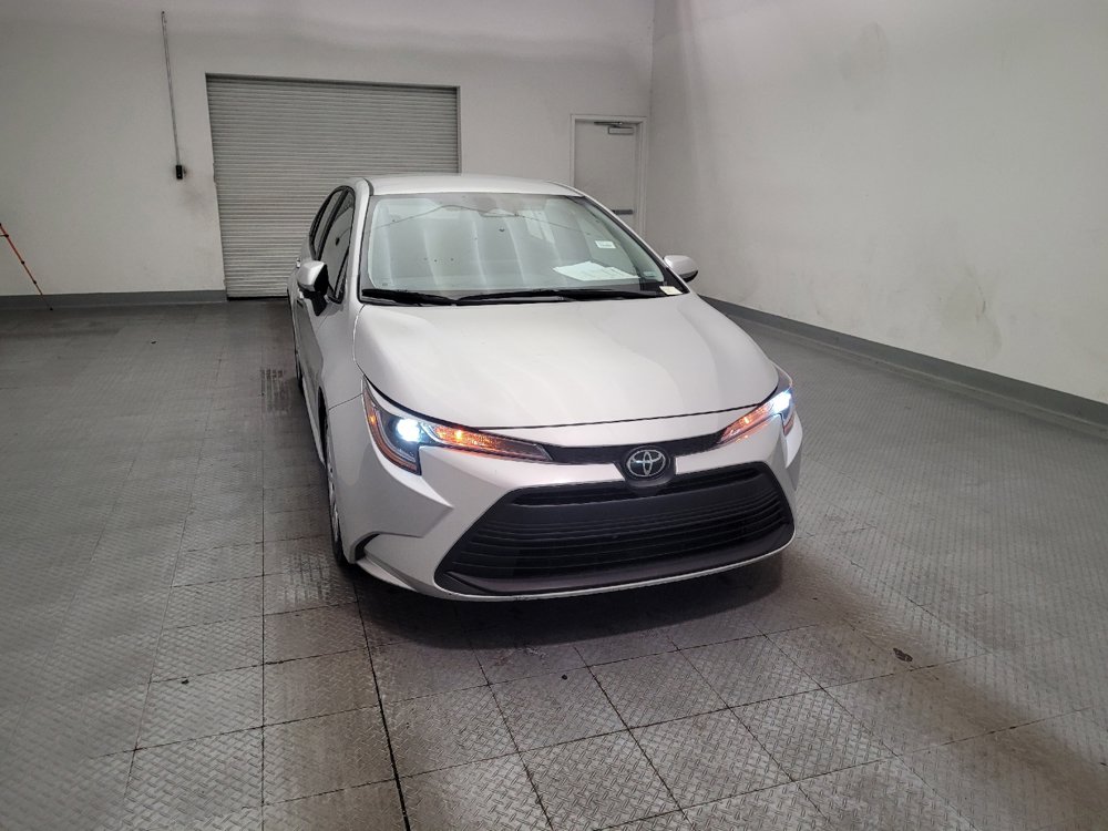 Used 2025 Toyota Corolla LE FWD image 14