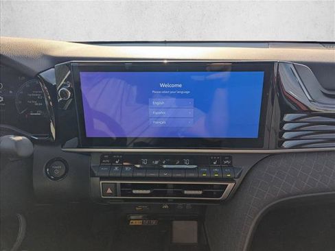 Used 2026 Toyota Camry XLE FWD image 13