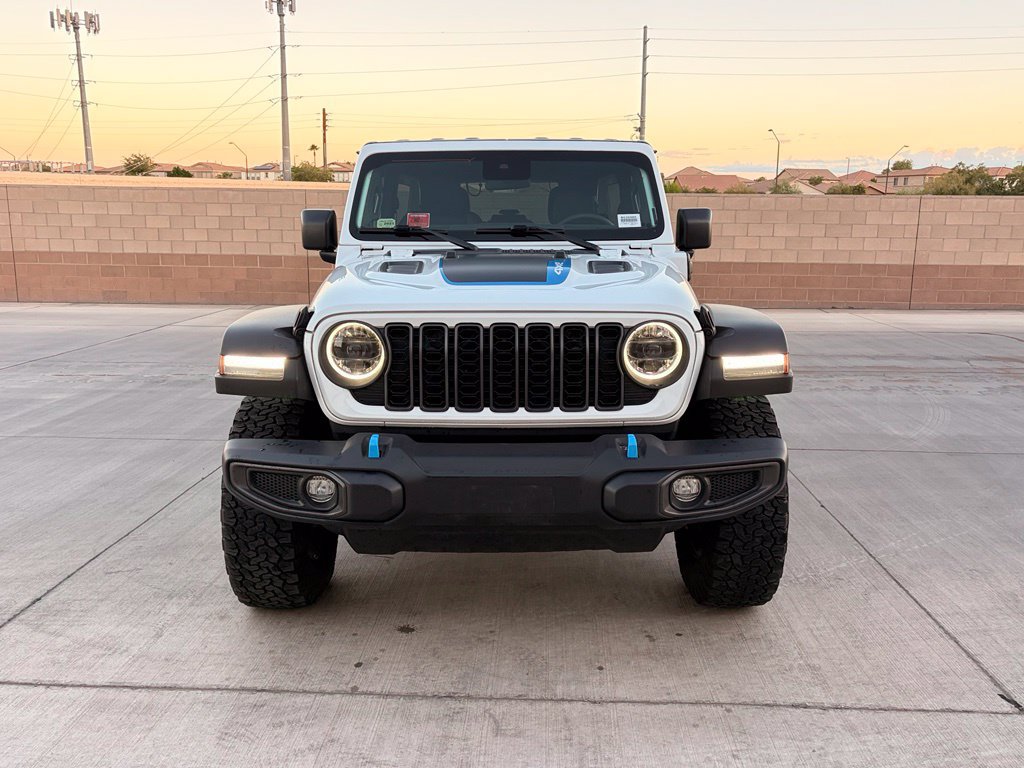 Used 2024 Jeep Wrangler Unlimited Rubicon 4xe w/ Safety Group AWD/4WD image 3