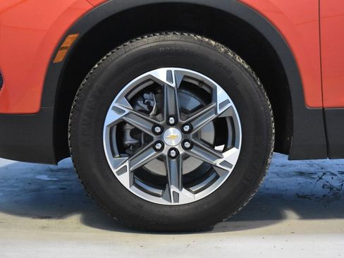 Used 2025 Chevrolet Blazer LT image 24