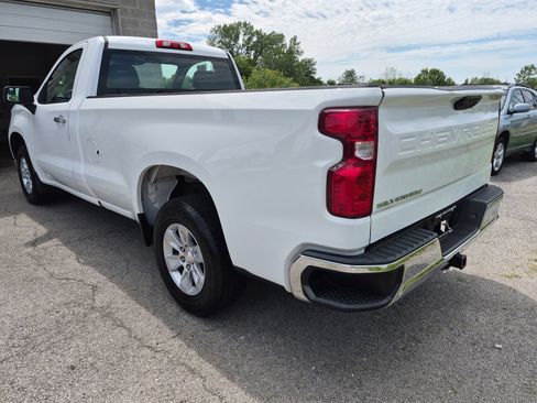 Used 2022 Chevrolet Silverado 1500 W/T RWD image 5