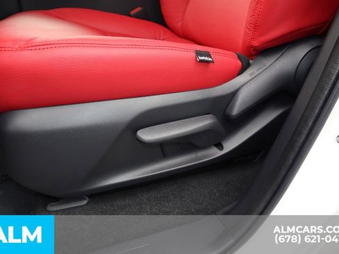 Used 2024 Toyota Land Cruiser image 12