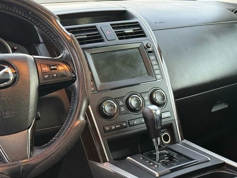 Used 2012 MAZDA CX-9 Grand Touring w/ Moonroof & Bose Audio Pkg image 12