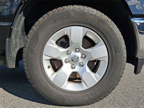 Used 2020 RAM 1500 Big Horn image 8