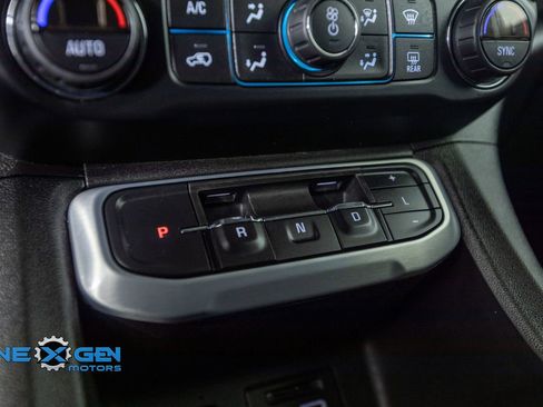 Used 2021 GMC Acadia SLE w/ Driver Convenience Package AWD/4WD image 21