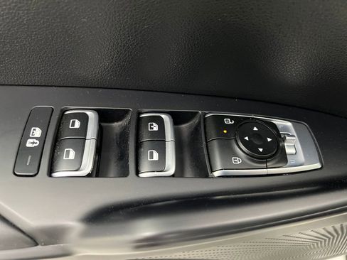 Used 2025 Kia K5 LXS image 12