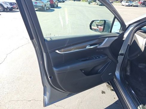 Used 2022 Cadillac XT5 Premium Luxury image 31