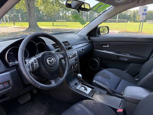 Used 2007 MAZDA MAZDA3 s Touring FWD image 11