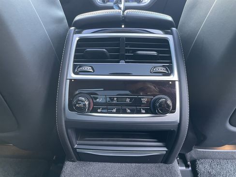 Used 2018 BMW ALPINA B7 xDrive w/ Luxury Rear Seating Package AWD/4WD image 41