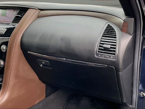 Used 2019 Nissan Armada Platinum w/ Captain's Chairs Package image 25