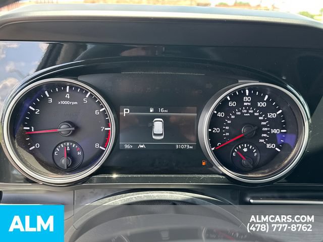 Used 2024 Kia Carnival EX FWD image 30