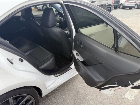 Used 2015 Lexus IS 250 Base 4dr Sedan image 16