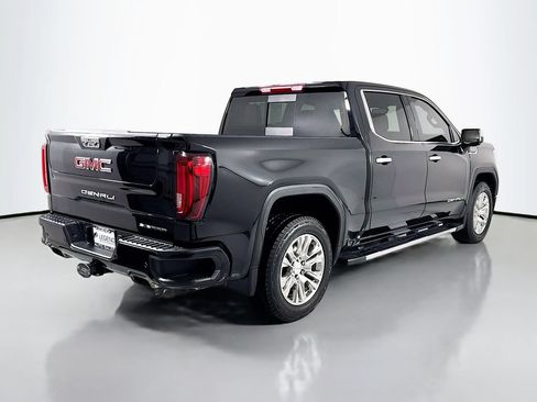Used 2021 GMC Sierra 1500 Denali w/ Denali Illumination Package AWD/4WD image 6