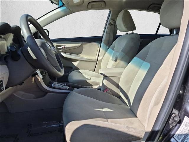 Used 2010 Toyota Corolla LE w/ LE EVP Pkg #1 FWD image 12