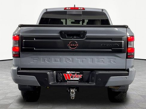 Used 2025 Nissan Frontier PRO-4X w/ Tow Package AWD/4WD image 5