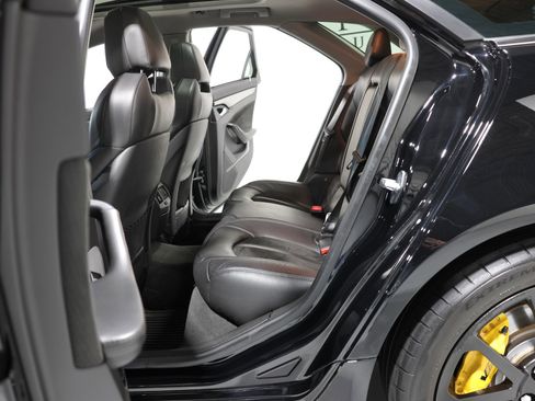 Used 2011 Cadillac CTS V image 11