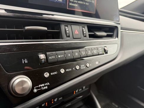 Used 2022 Lexus ES 350 w/ Premium Package image 31